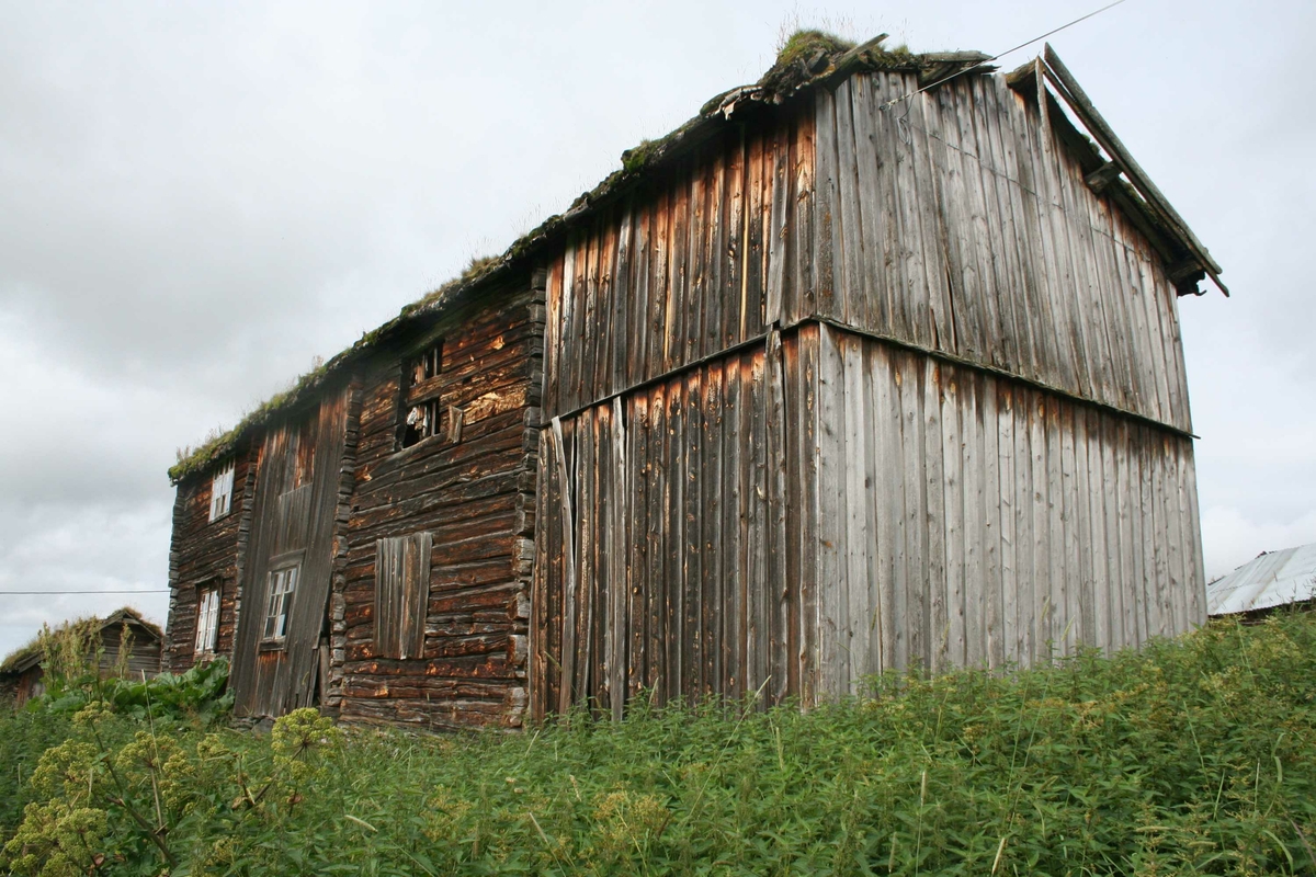 Eldhus/skåle