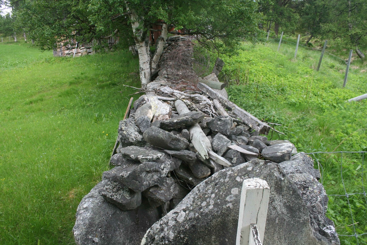 Steingjerde m grind, Nørdalen