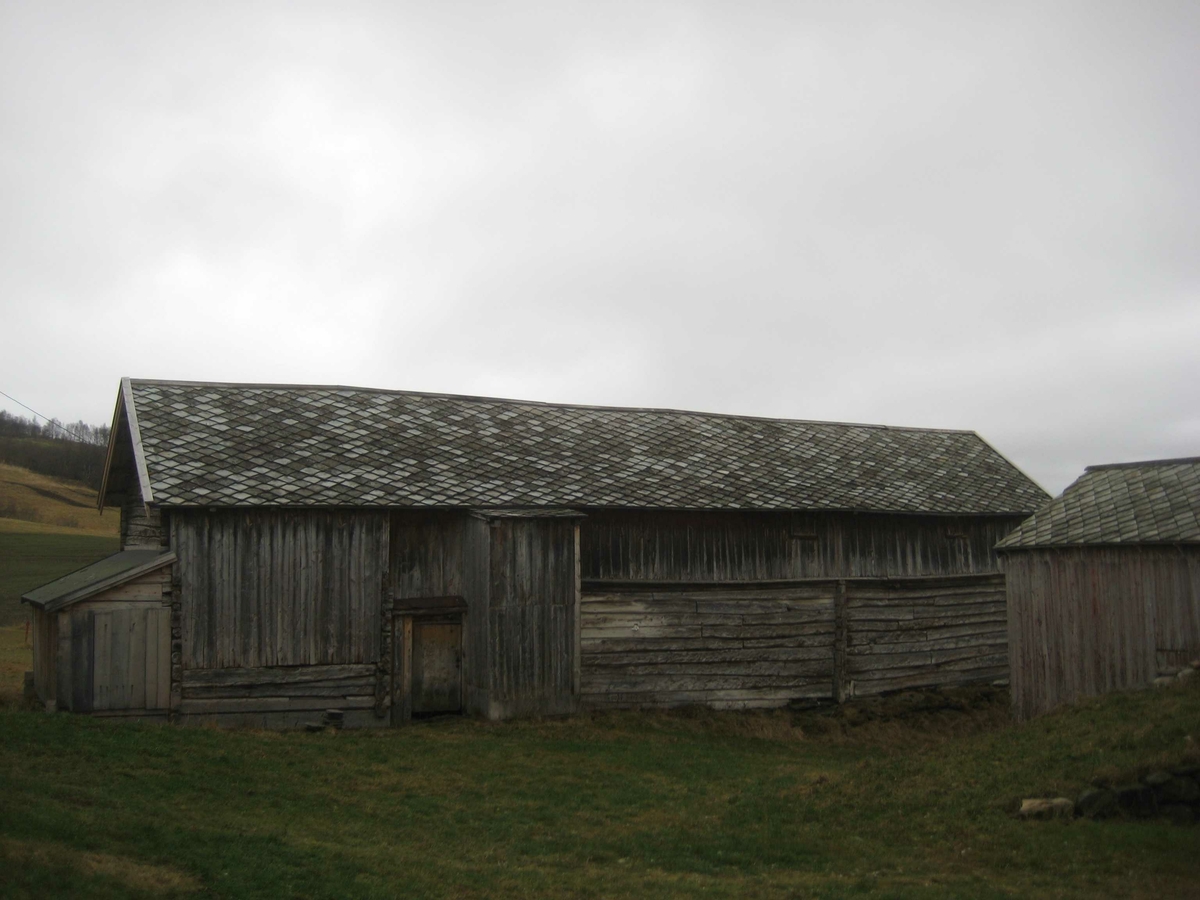 Gardstun, Utistuen, Dalsbygda