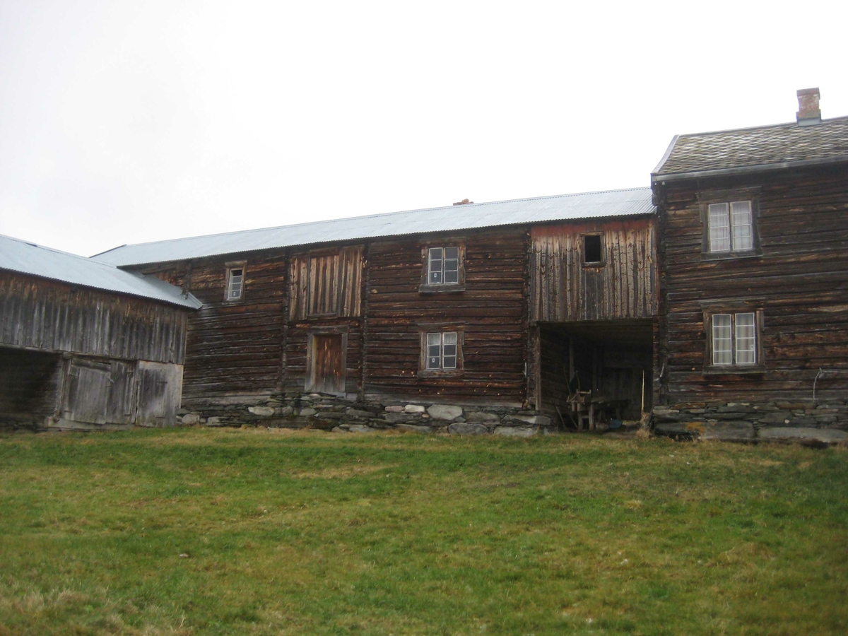 Gardstun, Utistuen, Dalsbygda