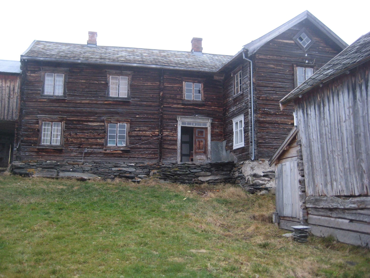 Gardstun, Utistuen, Dalsbygda