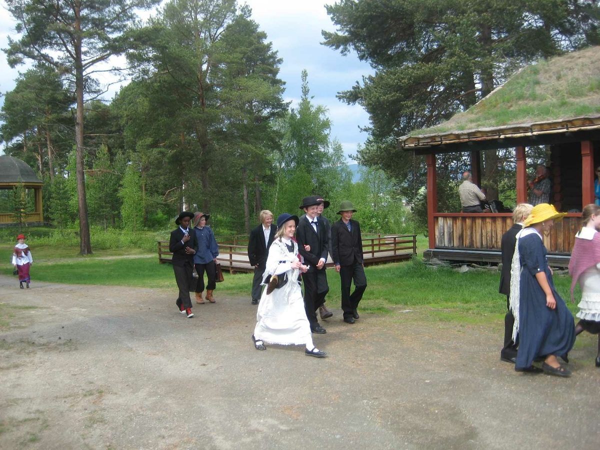 "Gamle Tynset", Butikk