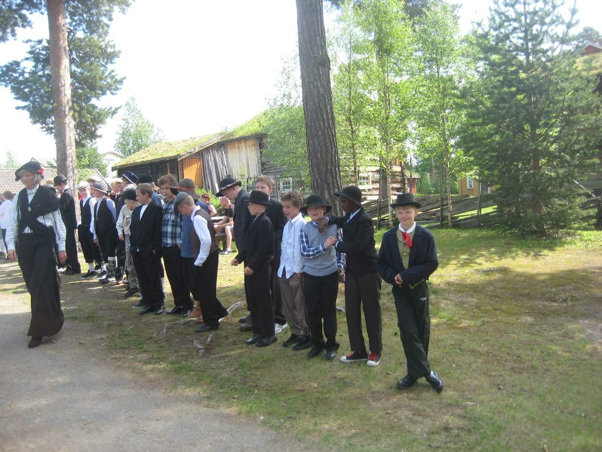 "Gamle Tynset", Butikk