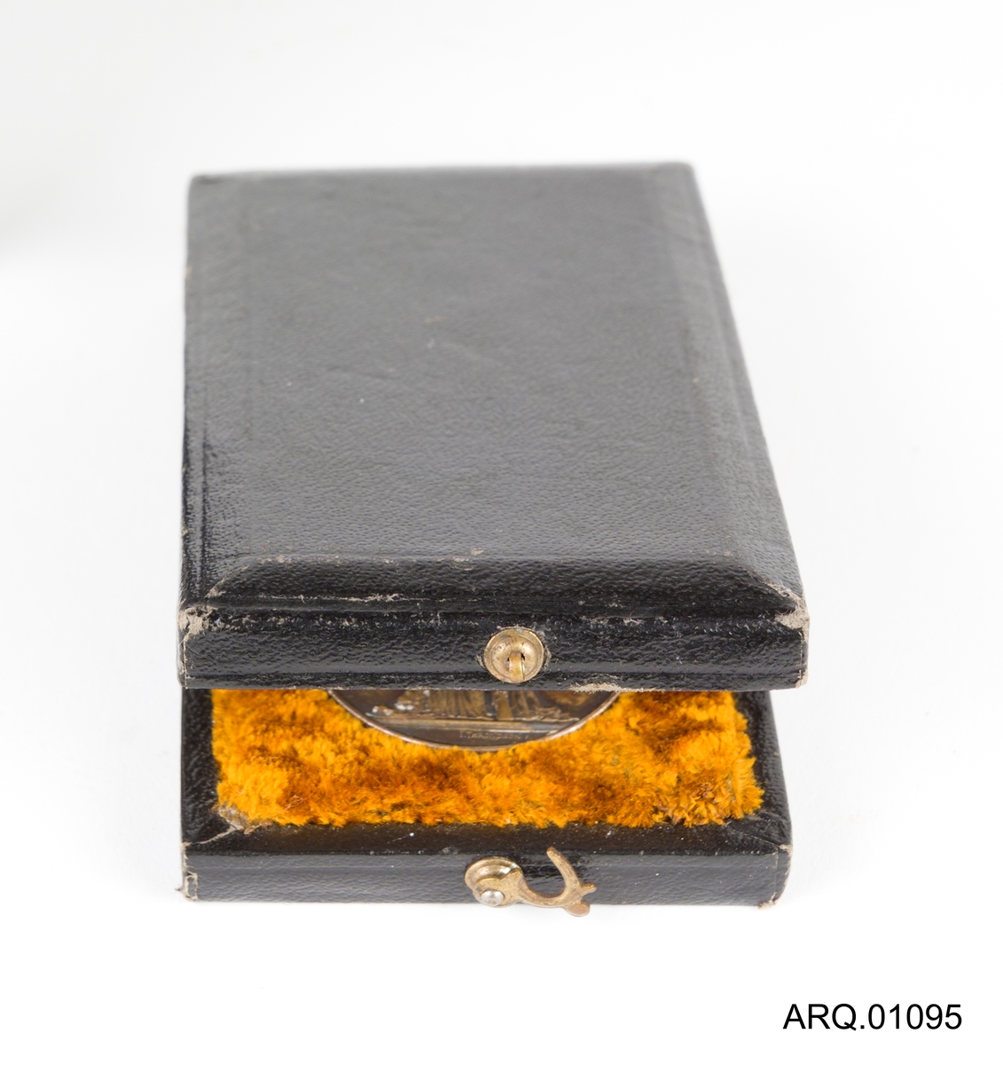 Engel, basun og flagg