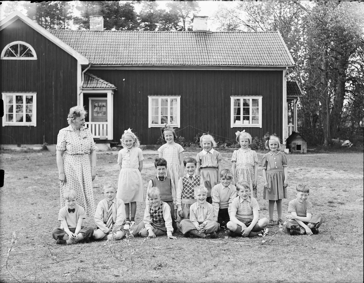 Skolklass, Yttersby småskola, Börstils socken, Uppland