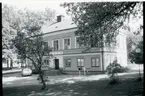 Tillberga sn, Västerås kn, Hedensberg.
Hedensbergs gård, förvaltarbostaden. 1986.