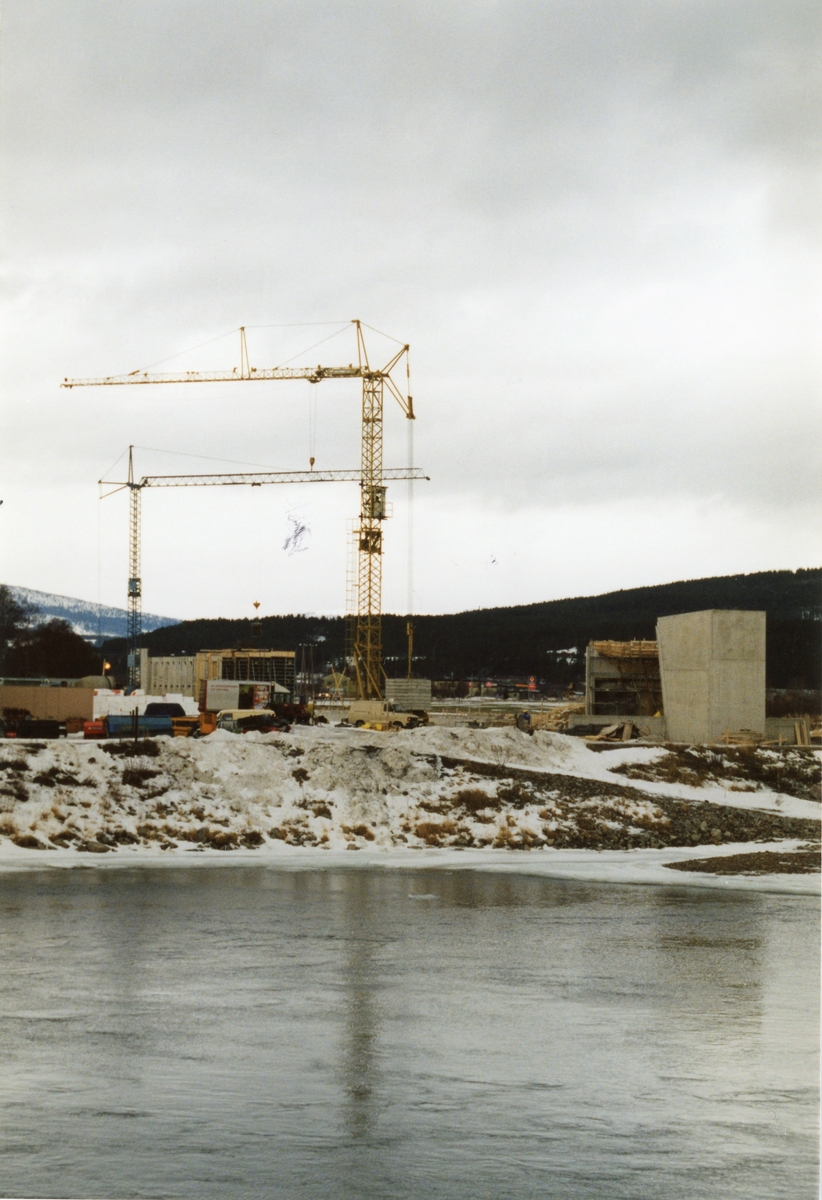 Tegninger av Aukrust-senteret 1995