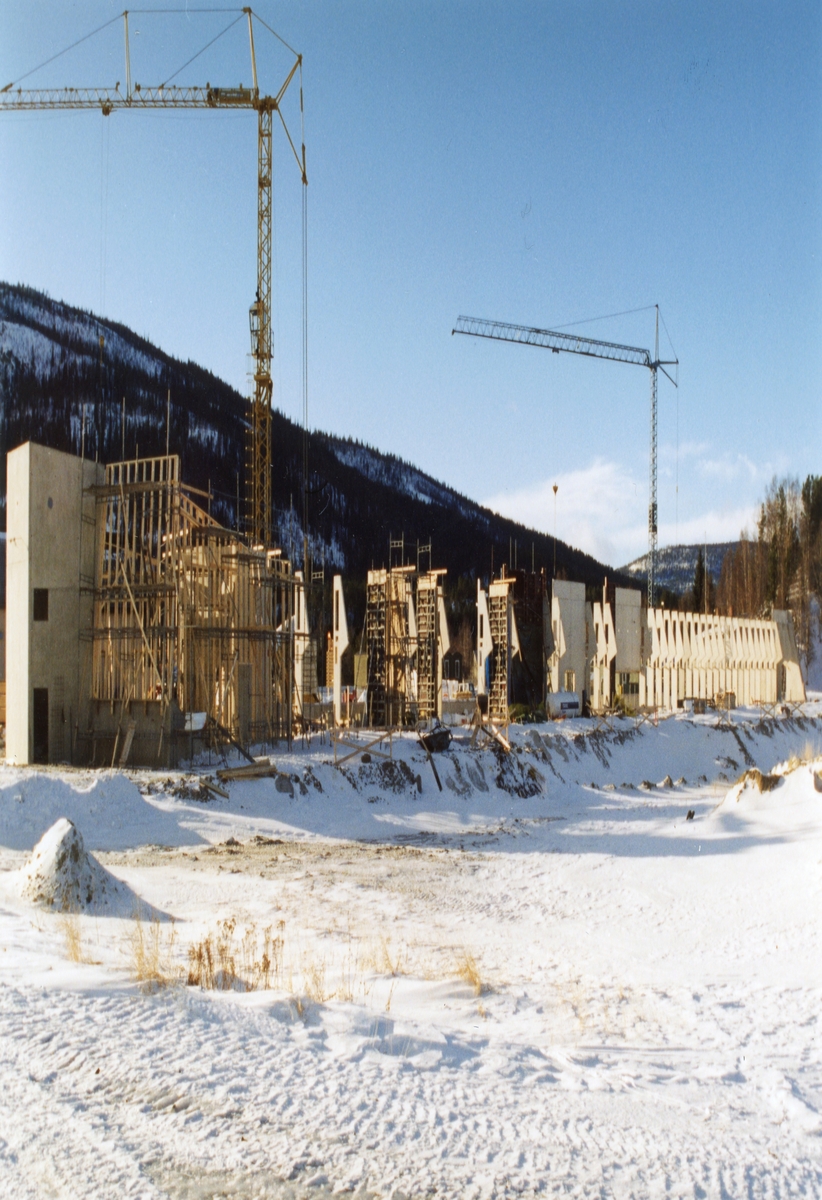 Tegninger av Aukrust-senteret 1995