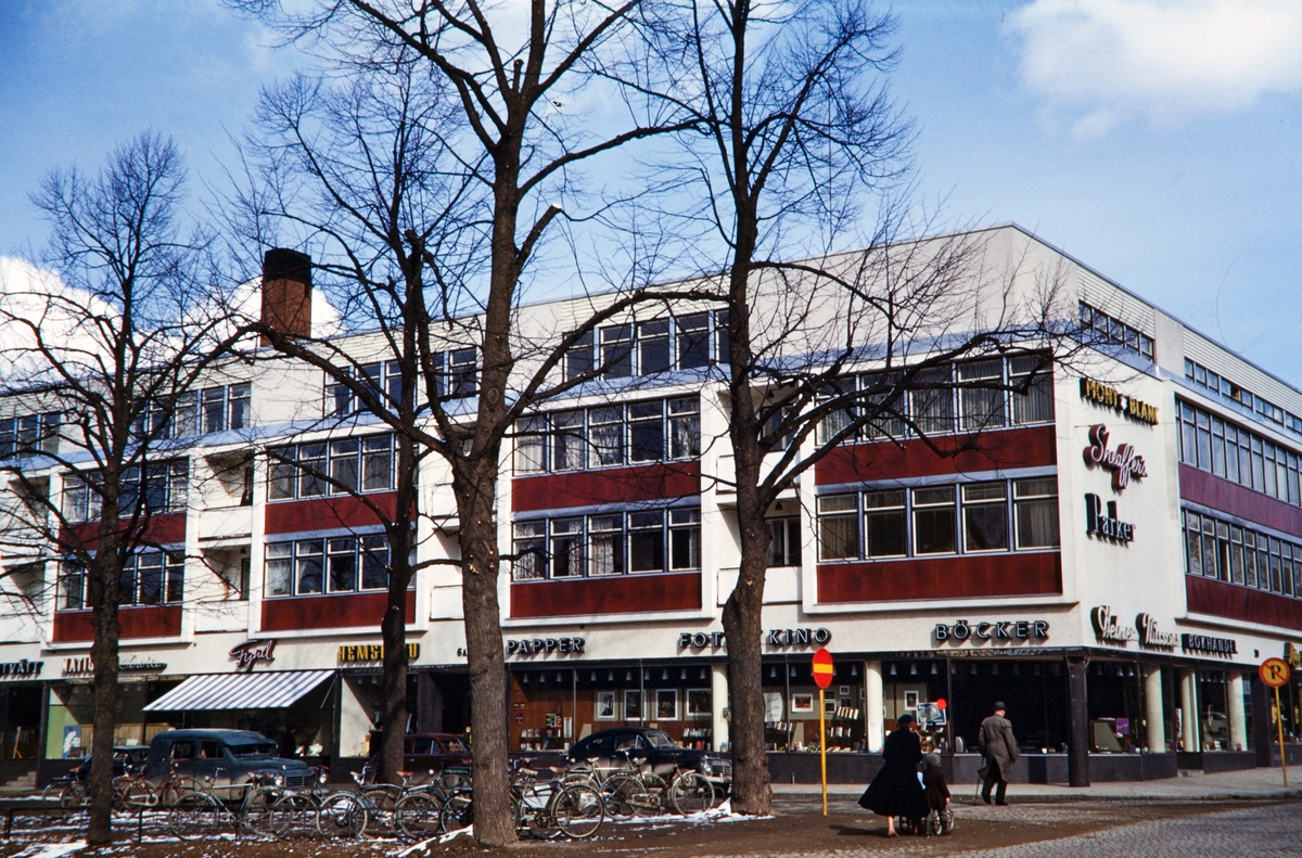 Helmer Nilssons hus 1956, hörnet Storgatan / Västra Esplanaden, Växjö.