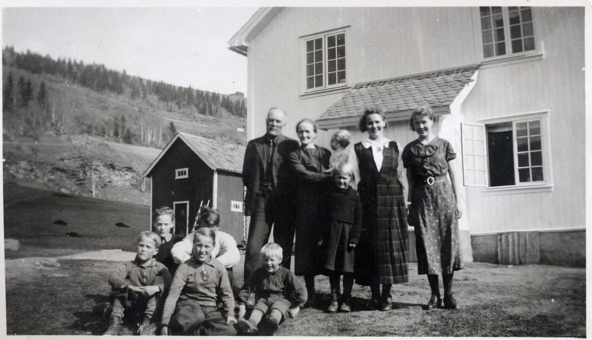 Familieportrett frå Viste 75/6.