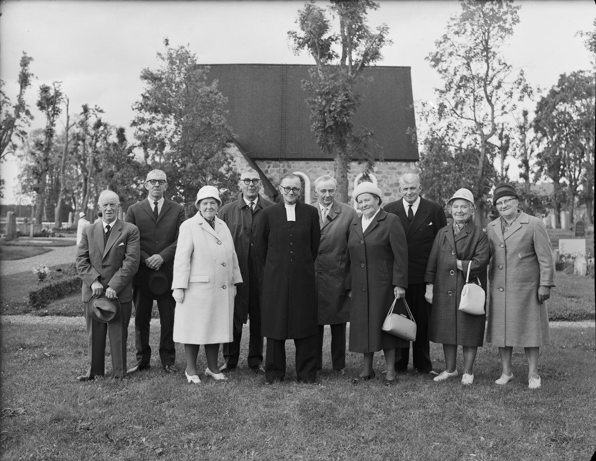 40-årsjubileumsträff för 1925 års konfirmander, Hökhuvud socken, Uppland 1965