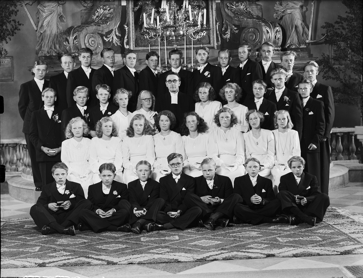Konfirmander, Börstils kyrka, Uppland 1949