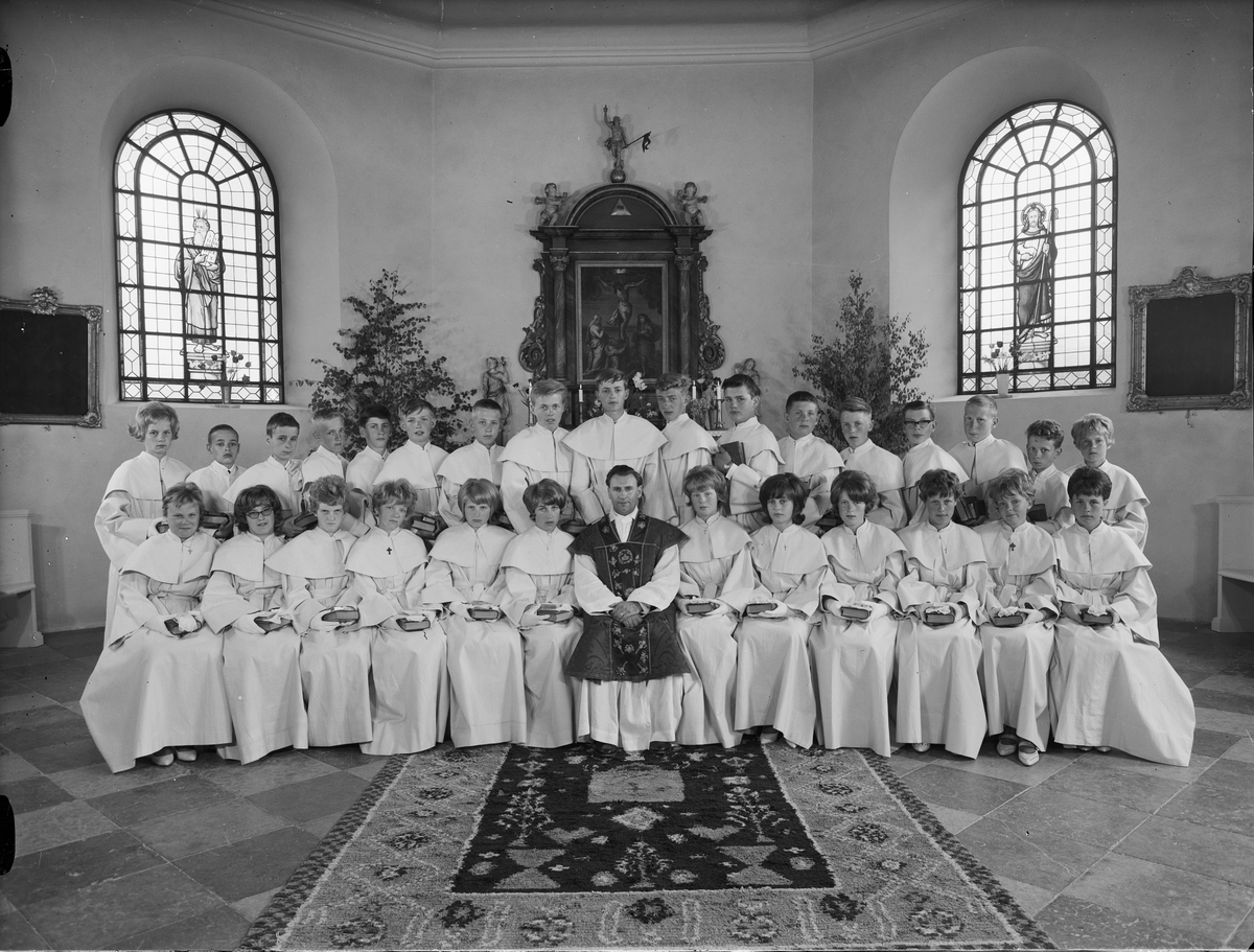 Konfirmander, Östhammars kyrka, Uppland 1963