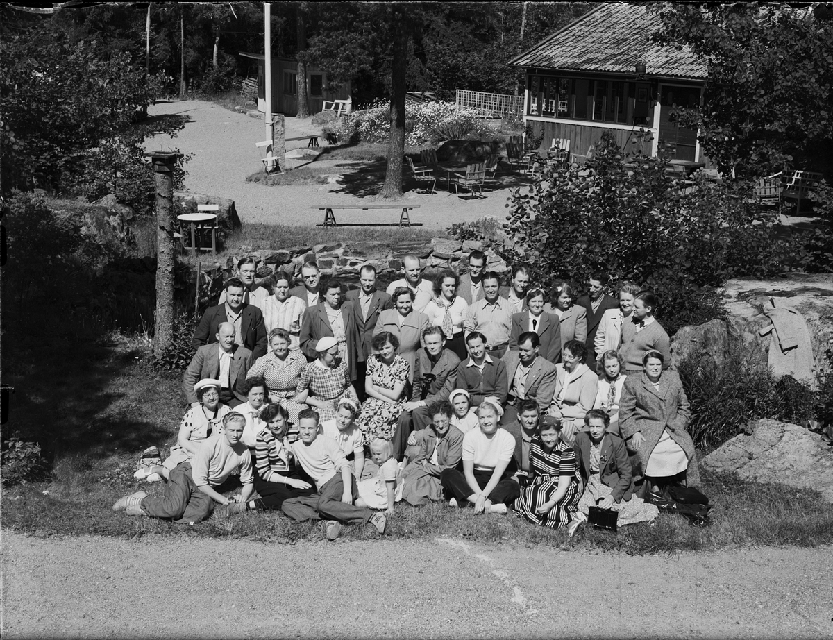 Grupporträtt vid Gammelhus friluftsområde, Östhammar, Uppland