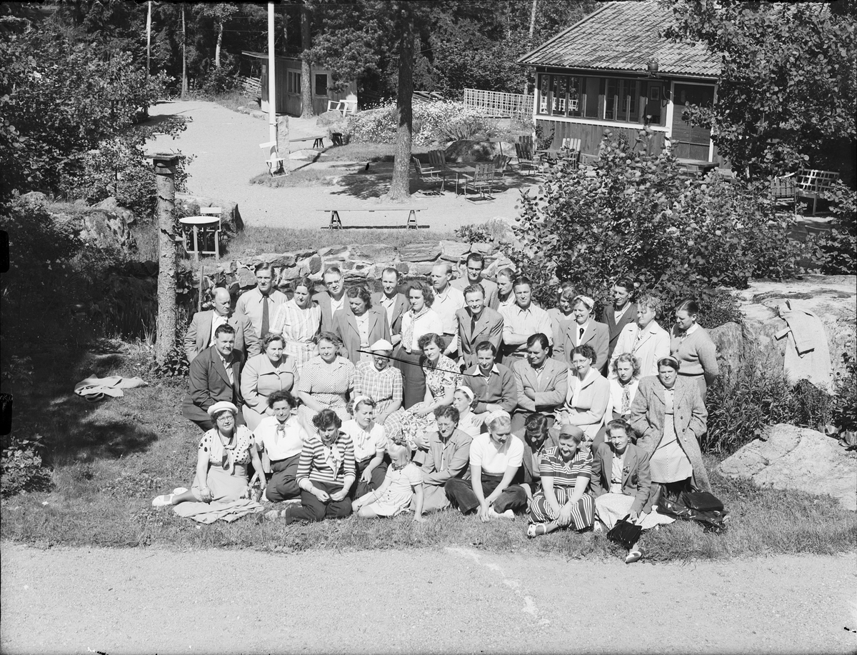 Grupporträtt vid Gammelhus friluftsområde, Östhammar, Uppland