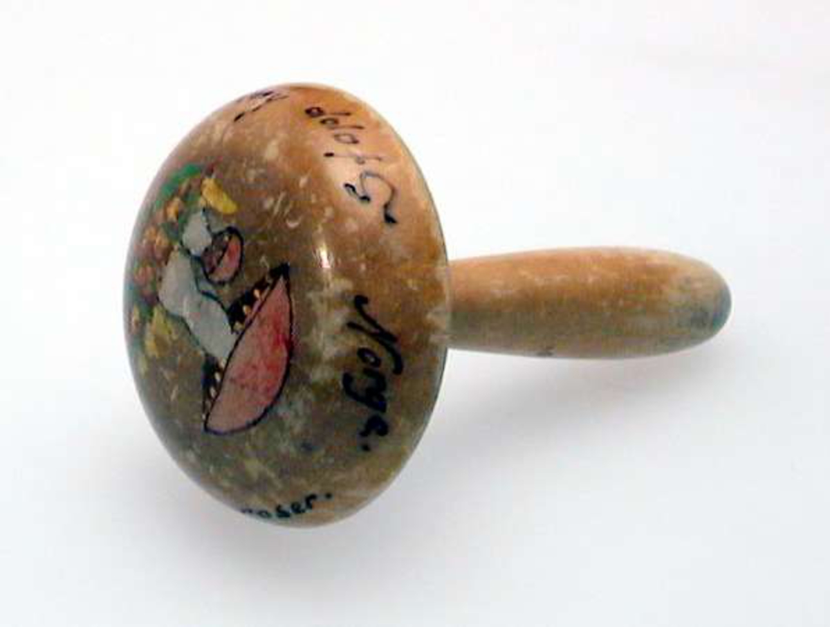 Stoppesopp med håndmalt dekor.