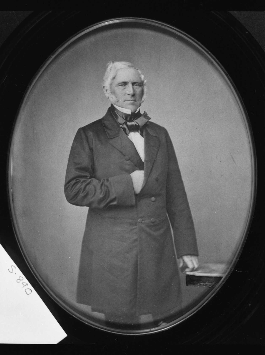 Thoren Brun, mann