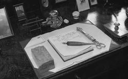 DOK:1971, skrivebord, arbeidsværelse,