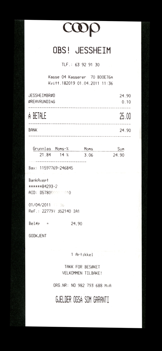 Forsiden: Tegning av en jente med sløjfe i håret og rutete kjole som spiser en brødskive. Tegningen er fargelagt i rødt, hvit og sort.