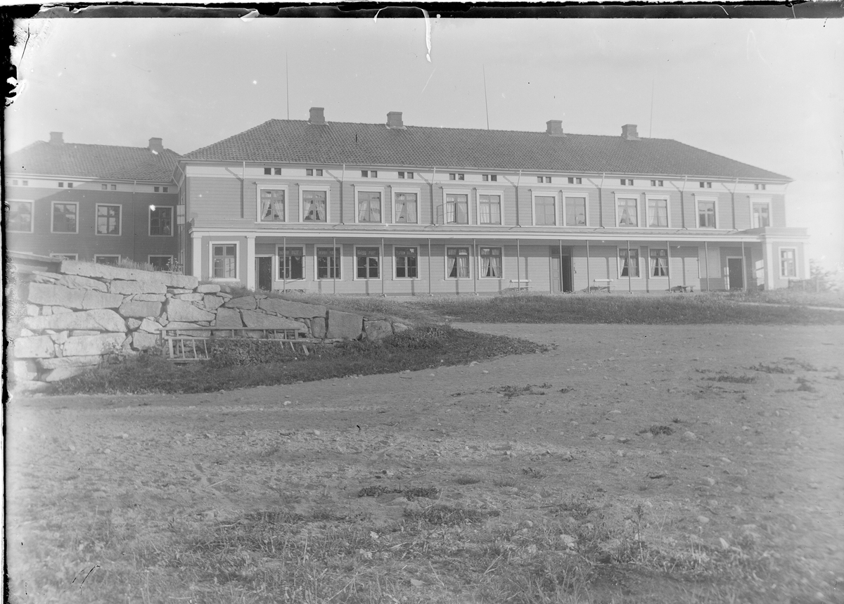 Hovedhuset på Linderud Gård.