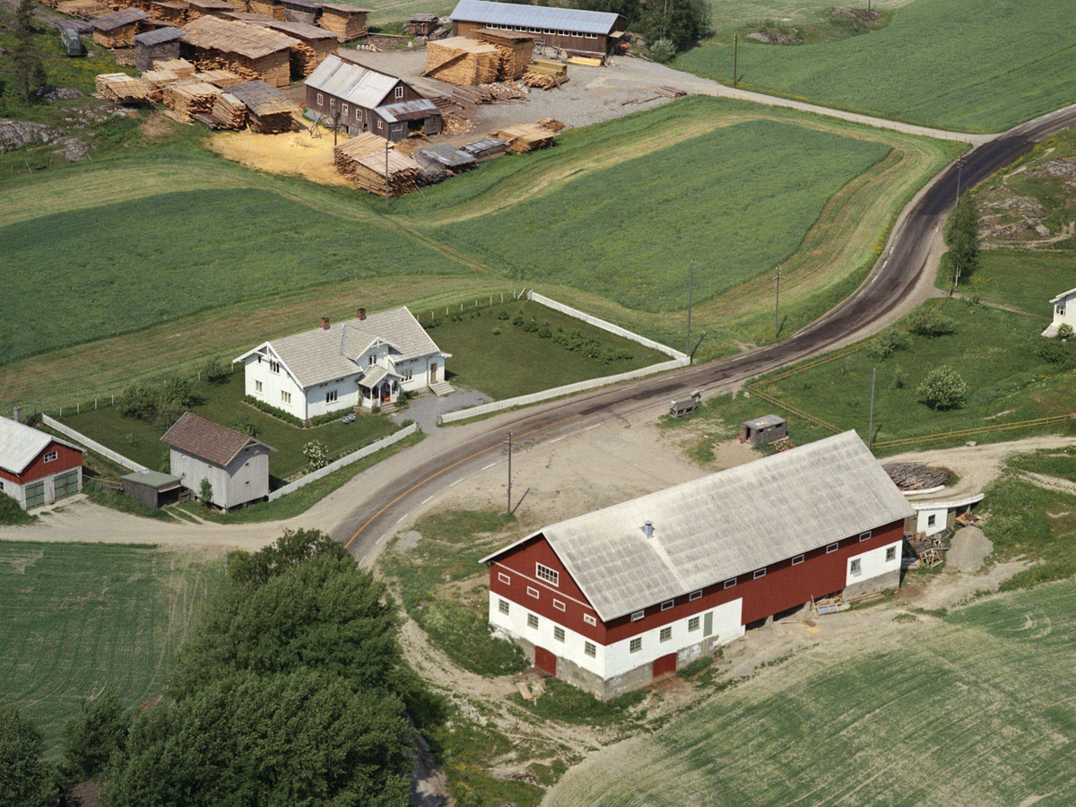 GREPPERUD GÅRD