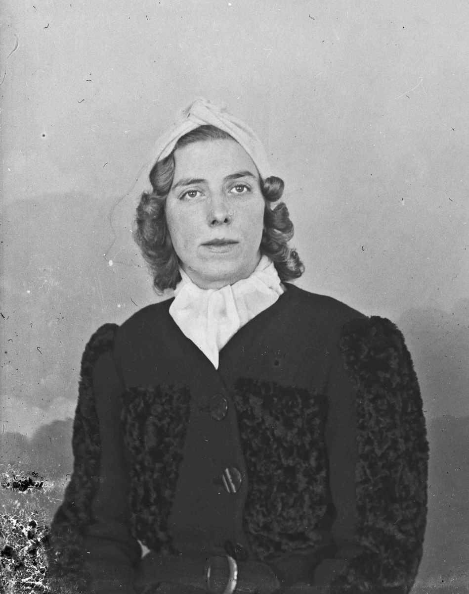 Portrett. Kvinne
