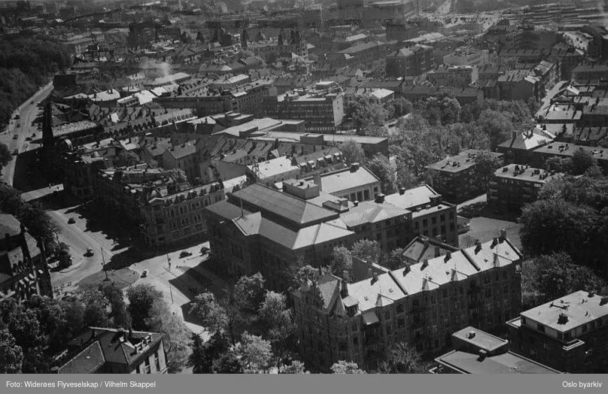 Drammensveien (Henrik Ibsens gate), Observatoriegata. Det engelske kvarter. (Flyfoto)