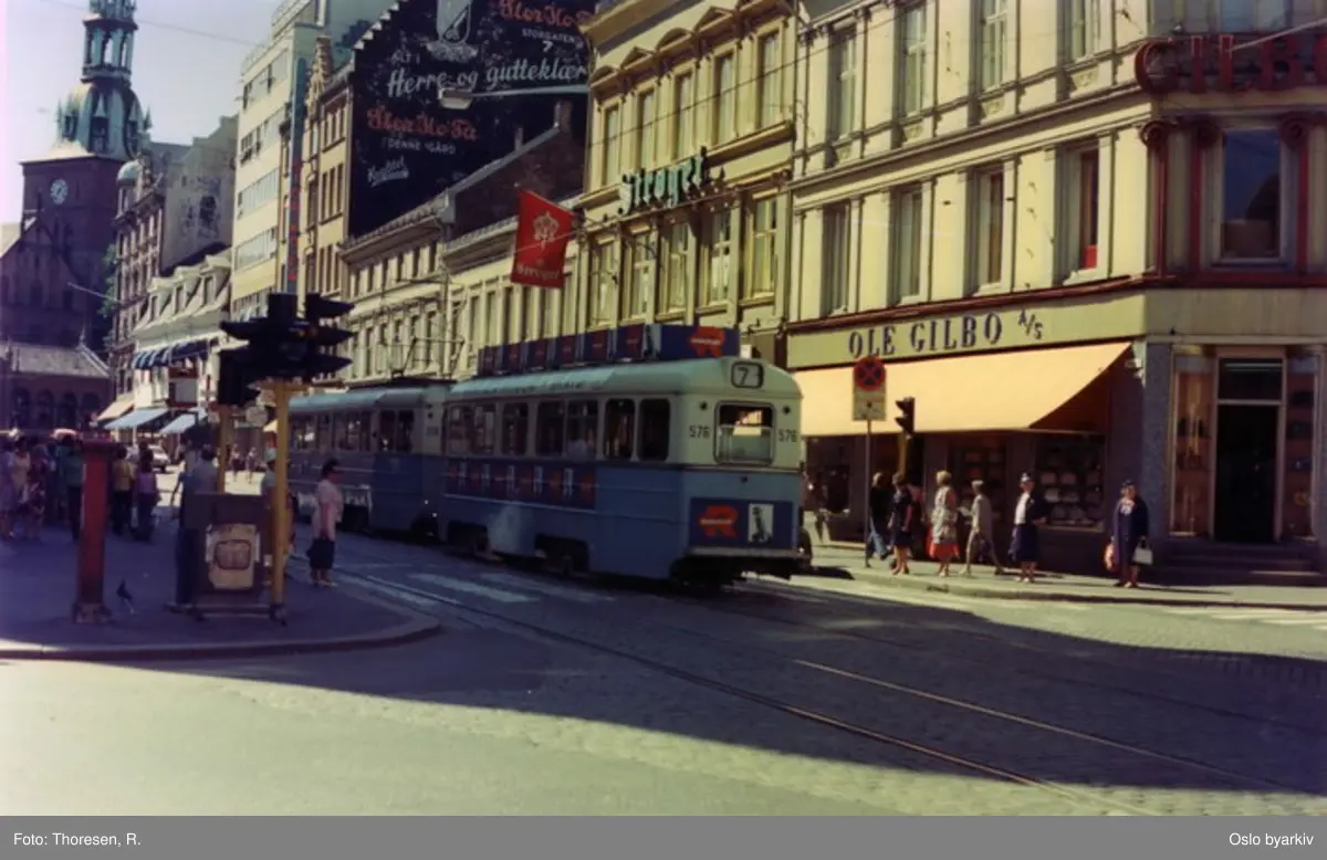Oslo Sporveier. Storgata ved Strøget. Til høyre Ole Gilbo AS. Domkirken ...