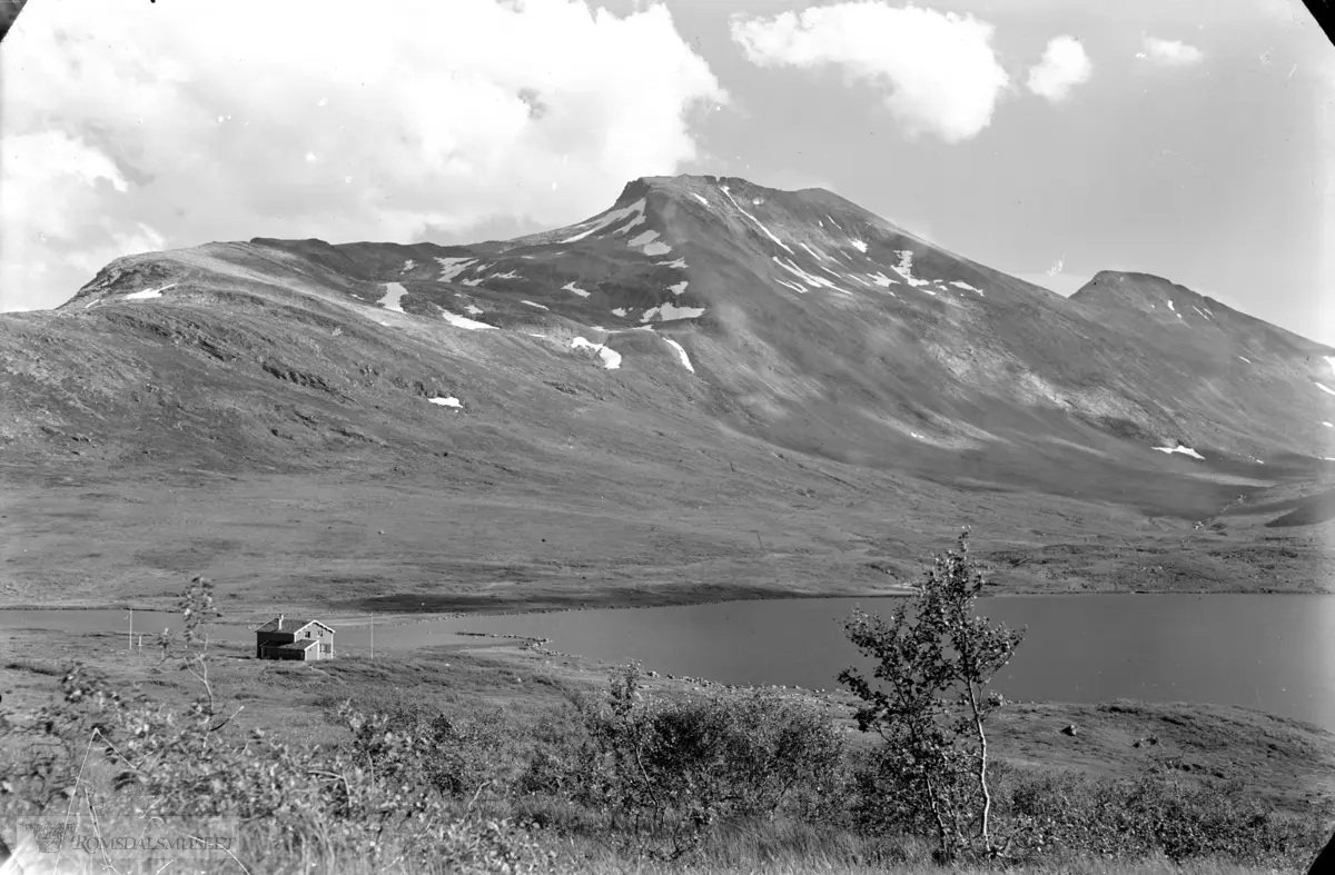 Molde og Romsdals Turistforenings hytte "Måsvassbu".