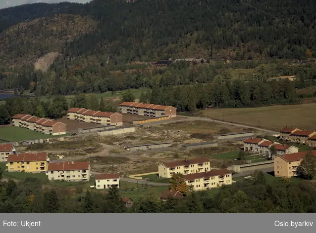 Bjerkebakken, Ankerveien, Golfstubben, Nordengstubben, Nordengveien, Ekraveien. (Flyfoto)