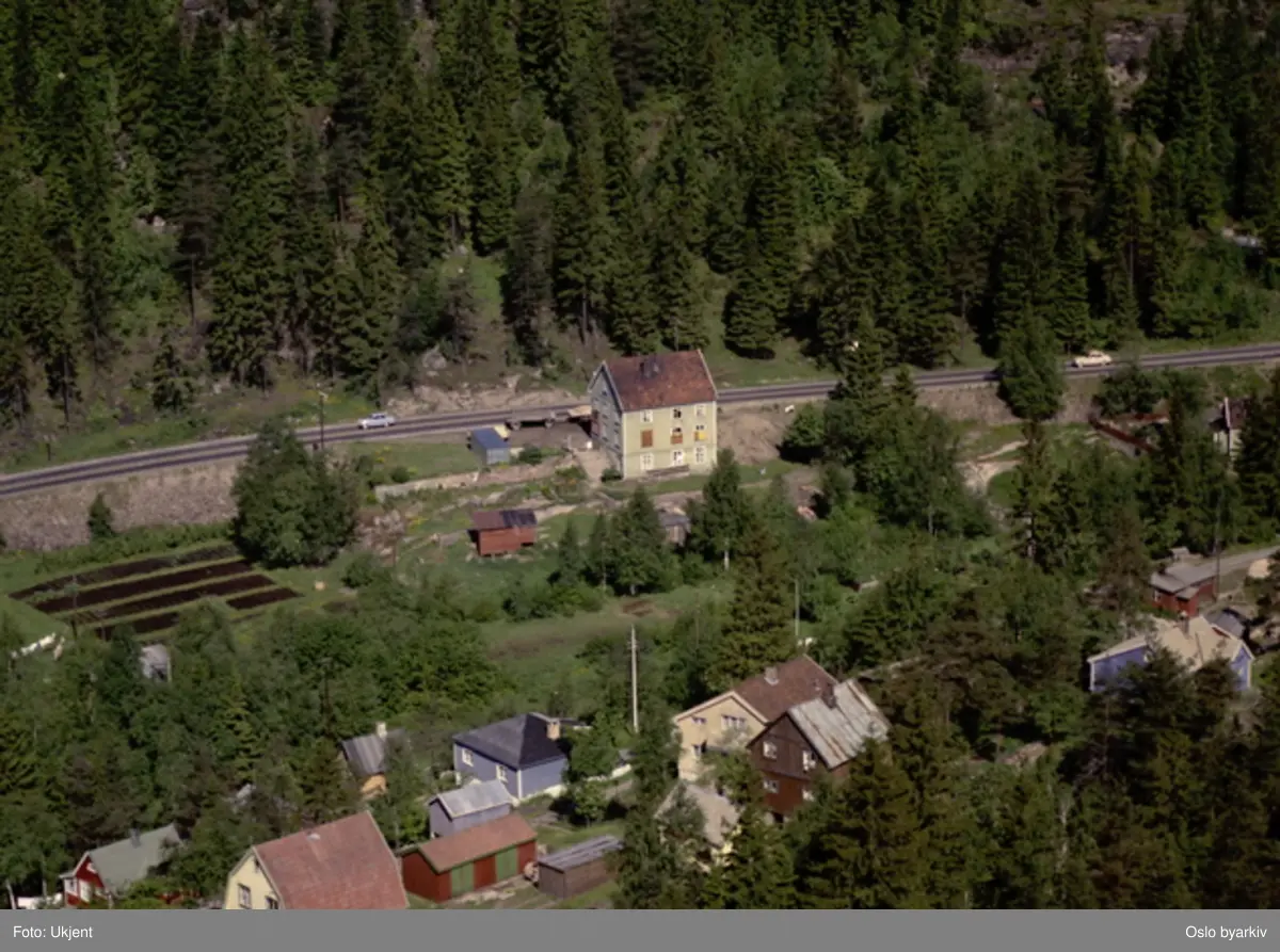Trondheimsveien ved Gjelleråsen. (Flyfoto)