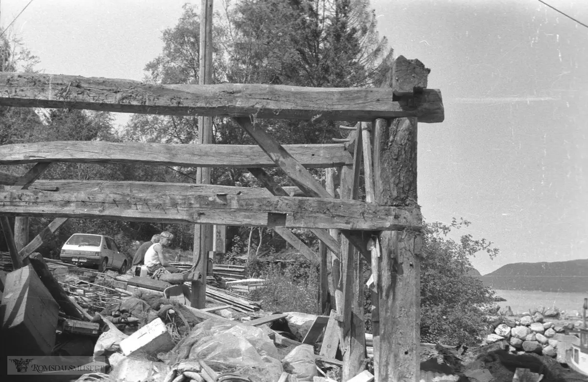 Søbergnaustet, Nakkesjøen flyttet fra Fiksdal til Fiskerimuseet på Hjertøya ca 1993.