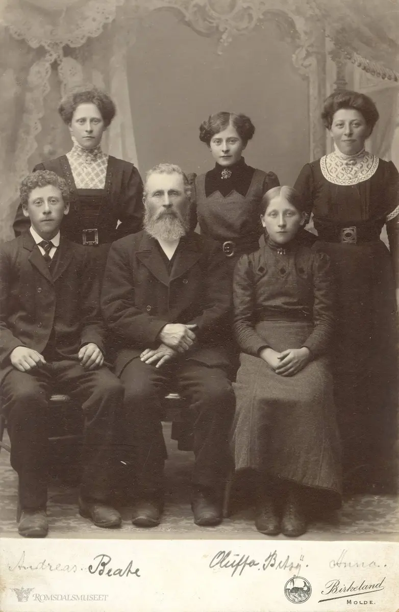 Knudt Stavig's family in Norway