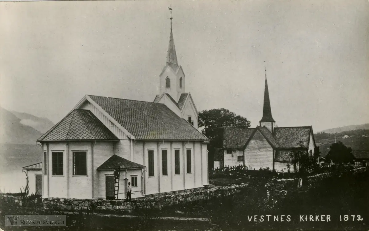 Vestnes gamle og nye kirke. .(Bildet er tatt fra Særavtrykk av Romsdalsmuseets årbok 1941-1944. Vestnes Kirke, lektor Joh E Brodahl)..Vestnes kirker 1872.