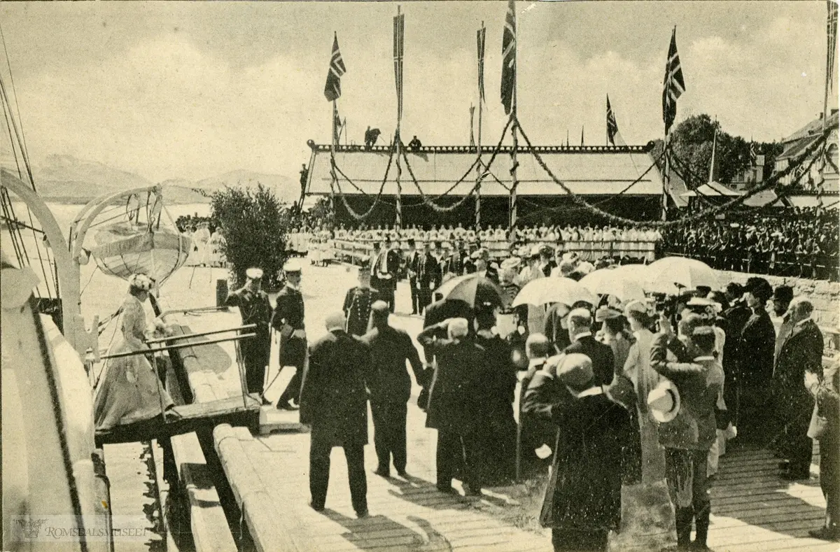 Fra Kroningsreisen i 1906..Ankomst til Molde.