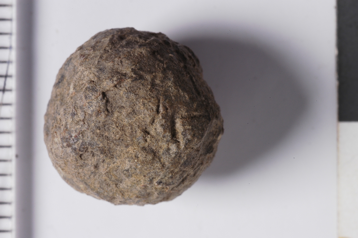 MÅL: DIAM. CA. 1, 2 CM