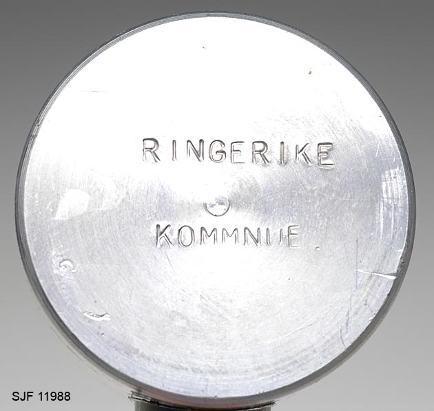 Ingen dekor utover gjenstandens iboende form