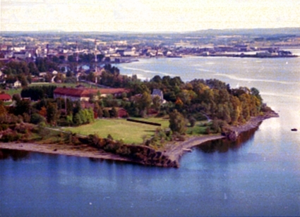 Hamar, flyfoto, Storhamar,  Hedmarksmuseet og Domkirkeodden, Storhamar gård, Storhamarlåven, Hedmarkstunet, folkemuseum, Rosenlundvika, Geitryggen,