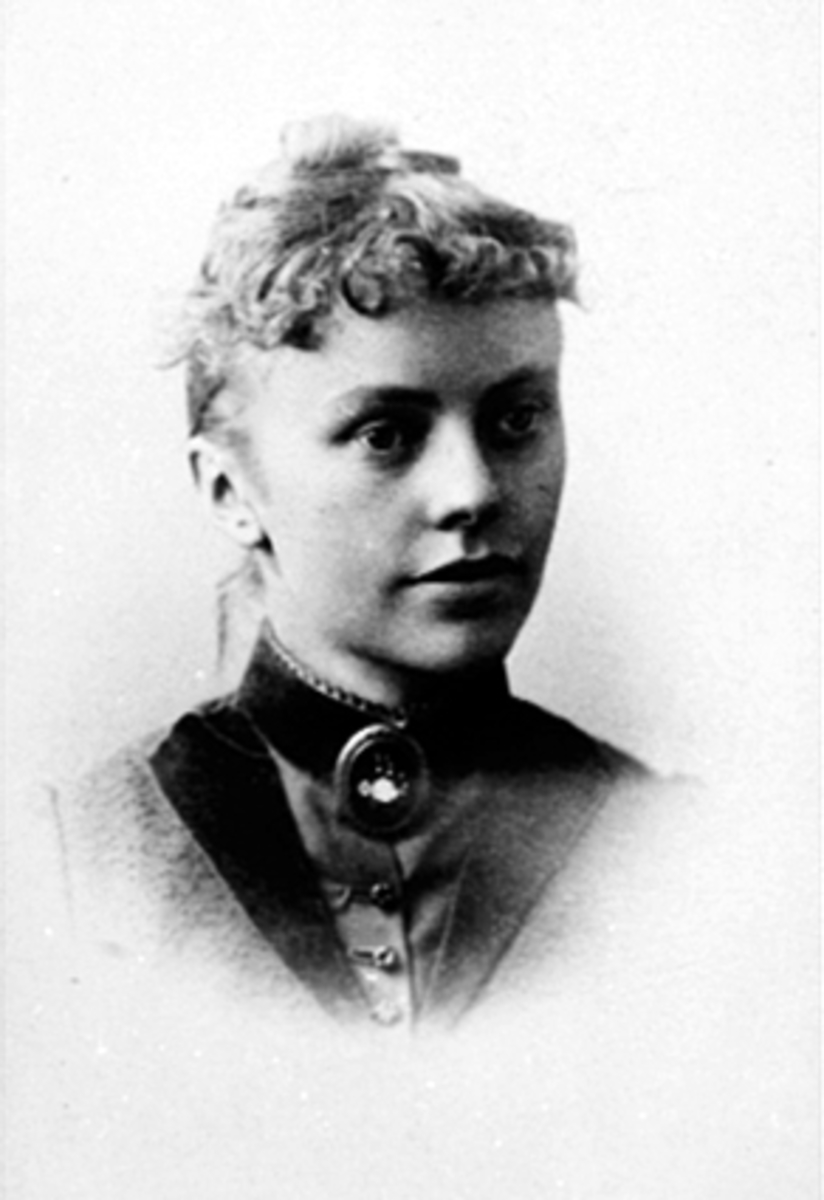 KAJA HOLCK