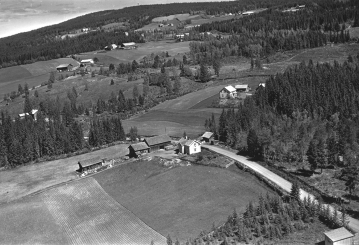 Flyfoto av ukjent sted, Ringsaker.