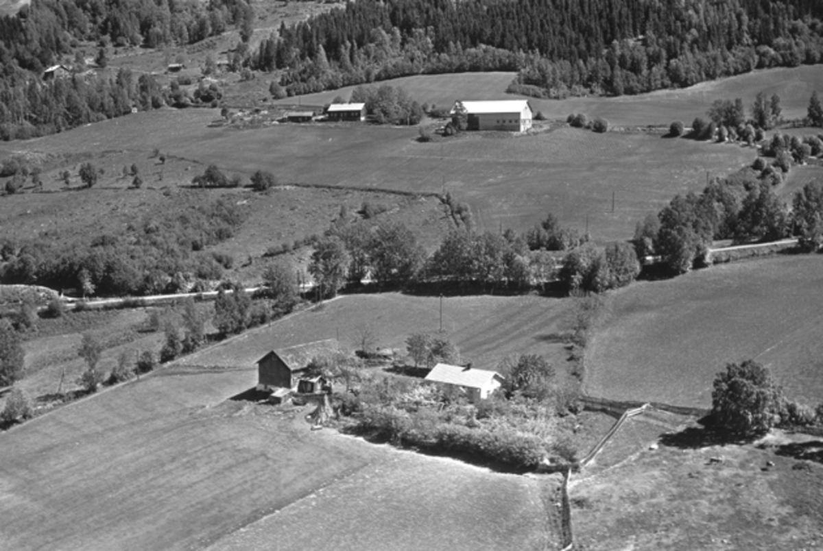 Flyfoto av bebyggelse, Nordåsvegen, Brumunddal.