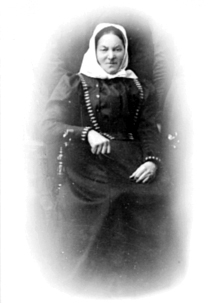 INGEBORG LINDHOLT FØDT: 1834, LINDHOLT