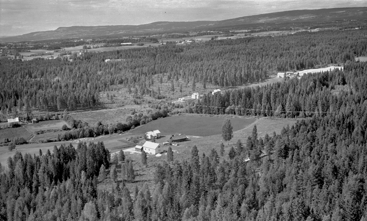 Løten, flyfoto, Volla 3/8 i Fossheimvegen 14