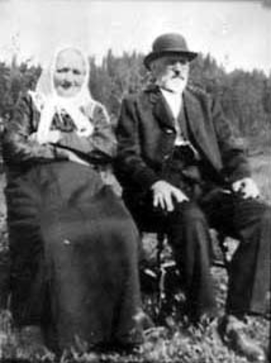 GR: 2, ELDRE EKTEPAR, THEA FALLDALEN, AUGUST FALLDALENFALLDALEN, VALLSET, STANGE