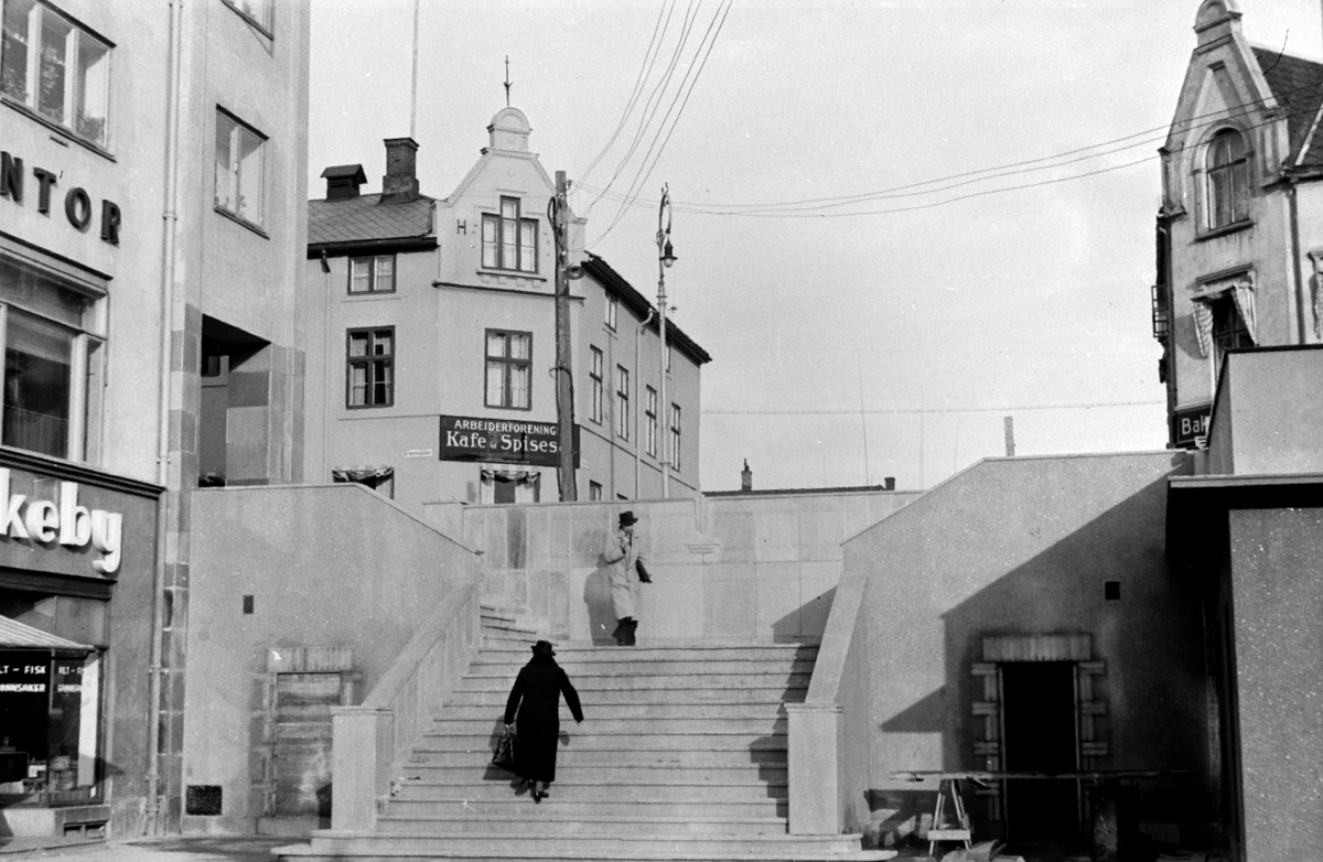 Hamar, Østre Torg, Posthusgården, posthustrappa, 