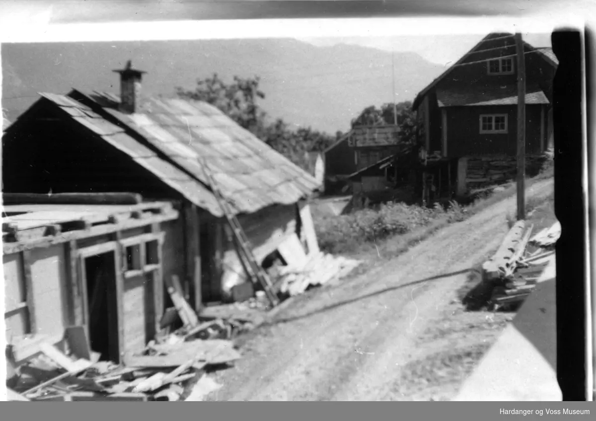 Jåstadstova før og under riving