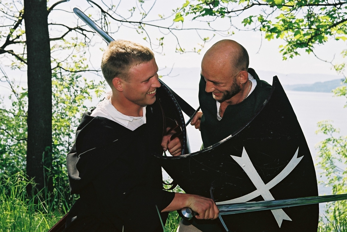 Middelalderdagen. 
Middelalderfestival, Hamar, Domkirkeodden, 2002. 