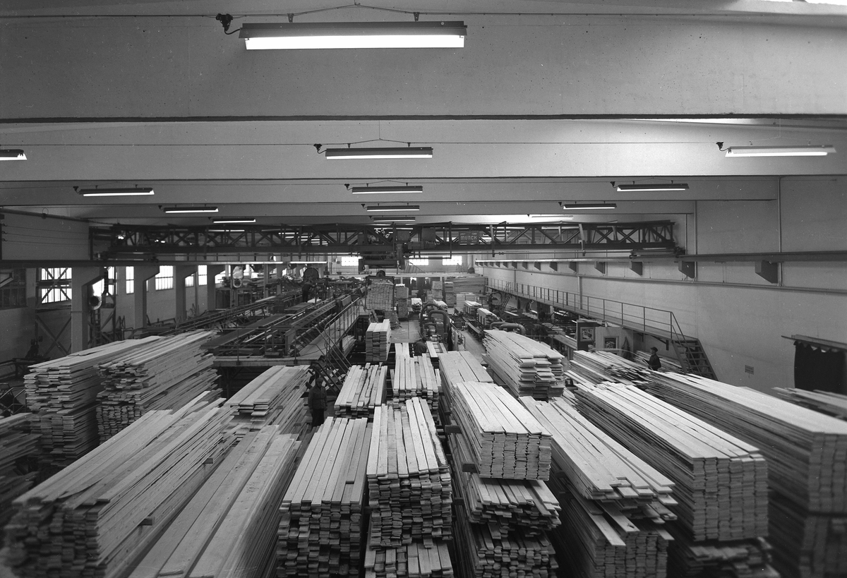 LANGMOEN, BRUMUNDDAL. JAN 1959. FOTOGRAF EIVIN LØKKEN. 