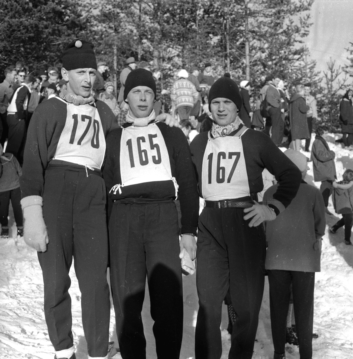 SKIHOPPERE. WILLY JOHANSEN (178), ØYSTEIN ERIKSEN (165), ASBJØRN MOLAND (167). SKI;HOPP. FOTO:EGIL M. KRISTIANSEN 