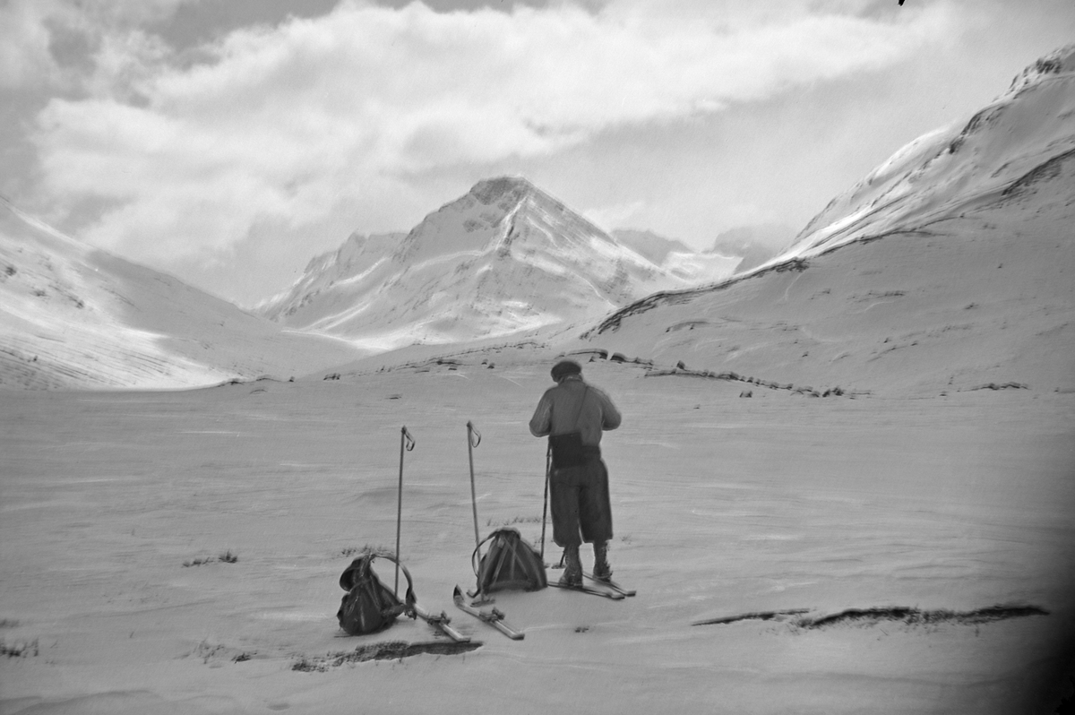 Skitur i Jotunheimen. Semelholstind